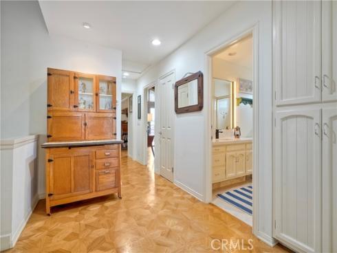 1730  Plaza Del Norte  , Newport Beach, CA