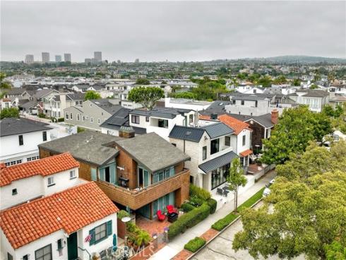 1730  Plaza Del Norte  , Newport Beach, CA