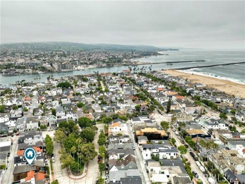 1730  Plaza Del Norte  , Newport Beach, CA