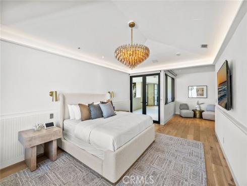 1075  Granville   Drive, Newport Beach, CA