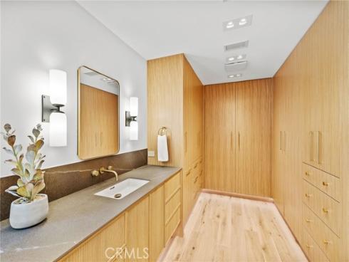 1075  Granville   Drive, Newport Beach, CA