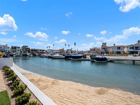 20  Balboa Coves  , Newport Beach, CA