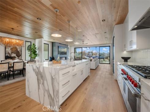 20  Balboa Coves  , Newport Beach, CA