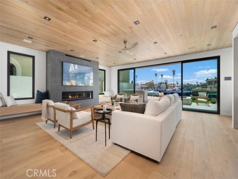 20  Balboa Coves  , Newport Beach, CA