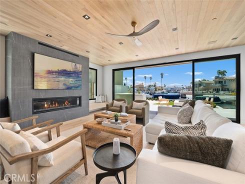 20  Balboa Coves  , Newport Beach, CA