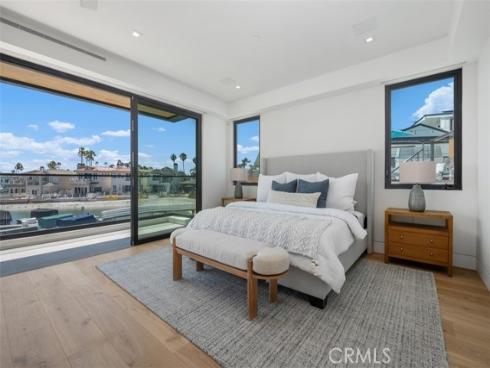 20  Balboa Coves  , Newport Beach, CA