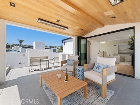 20  Balboa Coves  , Newport Beach, CA