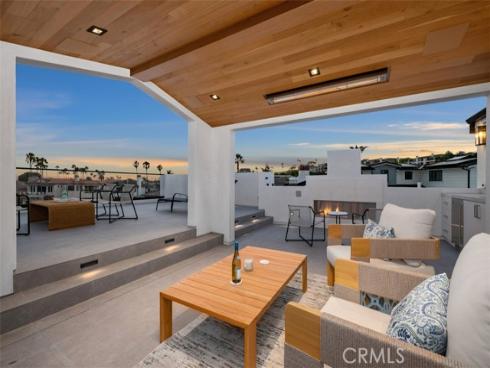 20  Balboa Coves  , Newport Beach, CA