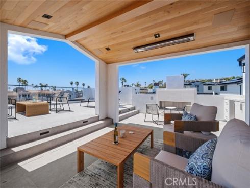 20  Balboa Coves  , Newport Beach, CA