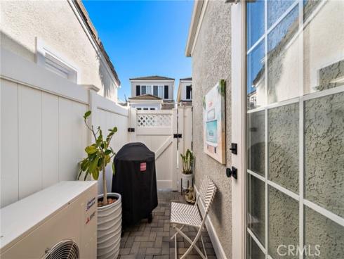 700  Lido Park  33  Drive, Newport Beach, CA