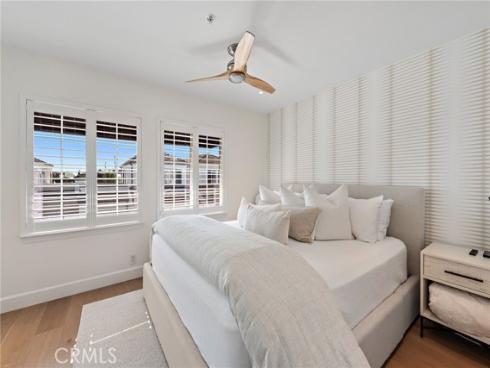 700  Lido Park  33  Drive, Newport Beach, CA