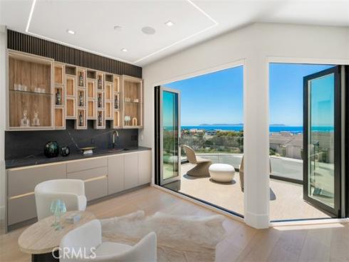 4  Narbonne  , Newport Beach, CA