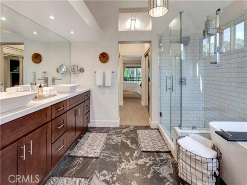 515  Bay Hill   Drive, Newport Beach, CA