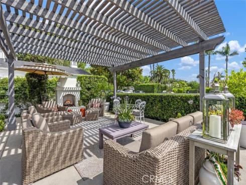 2301  Private   Road, Newport Beach, CA