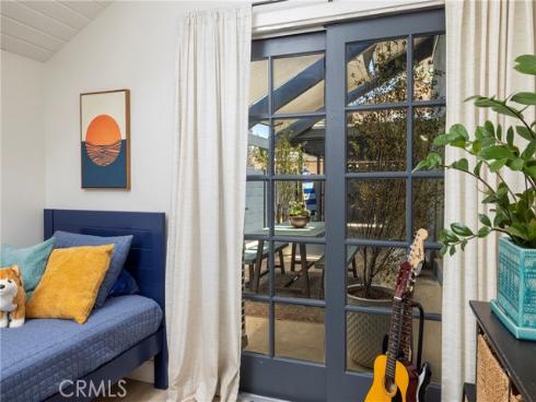 250  62nd Street  , Newport Beach, CA