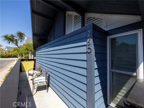 250  62nd Street  , Newport Beach, CA