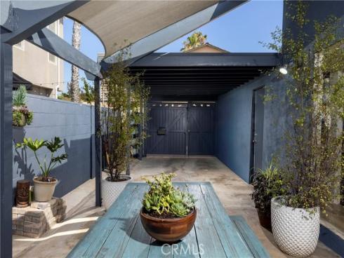 250  62nd Street  , Newport Beach, CA