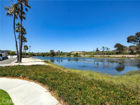 250  62nd Street  , Newport Beach, CA