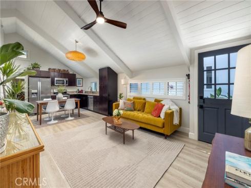 250  62nd Street  , Newport Beach, CA