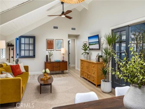 250  62nd Street  , Newport Beach, CA