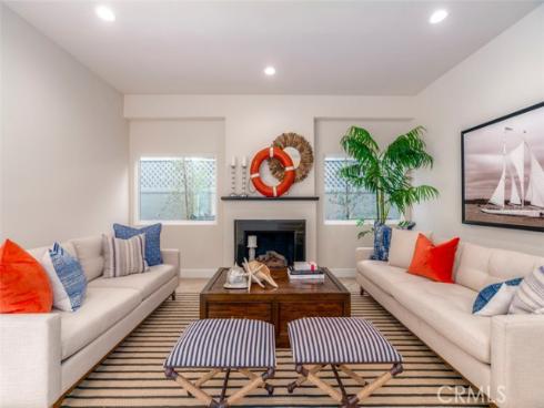 120  Via Trieste  , Newport Beach, CA