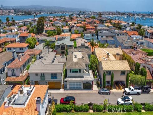 120  Via Trieste  , Newport Beach, CA
