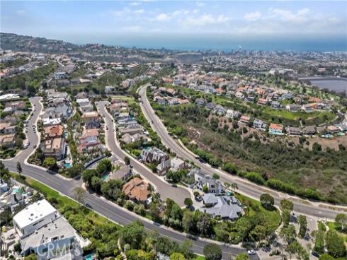 24  Narbonne  , Newport Beach, CA