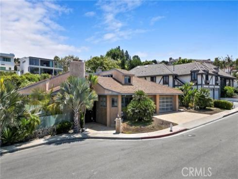 24  Narbonne  , Newport Beach, CA