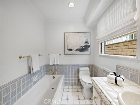 117 E Bay Front  , Newport Beach, CA