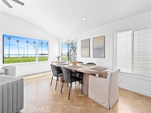 916 E Oceanfront  , Newport Beach, CA