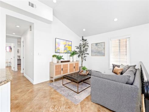 916 E Oceanfront  , Newport Beach, CA