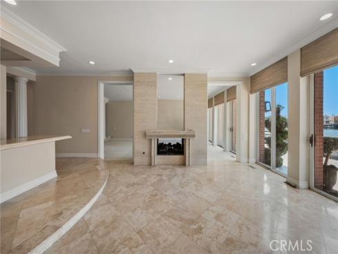 73  Linda  , Newport Beach, CA