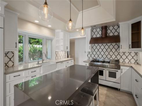 73  Linda  , Newport Beach, CA