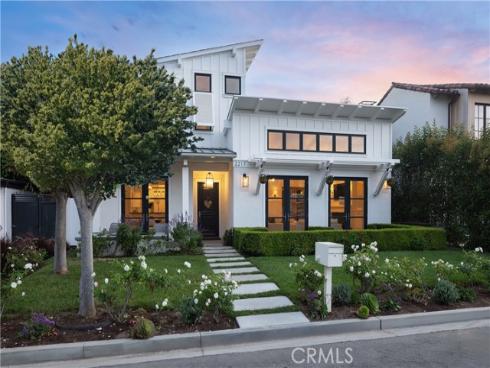 2217  Laurel   Place, Newport Beach, CA
