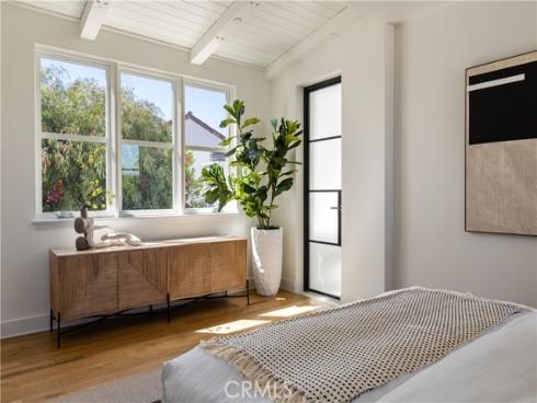 2217  Laurel   Place, Newport Beach, CA