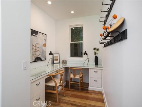 2217  Laurel   Place, Newport Beach, CA