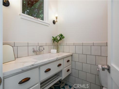 2217  Laurel   Place, Newport Beach, CA