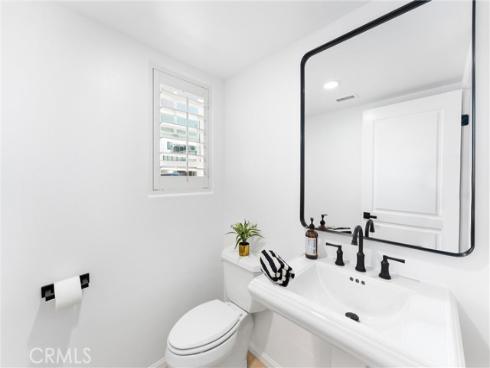 126  47th Street  1 , Newport Beach, CA