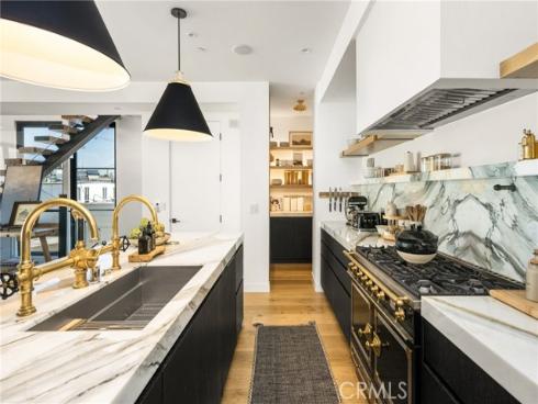 412  29th Street  B , Newport Beach, CA