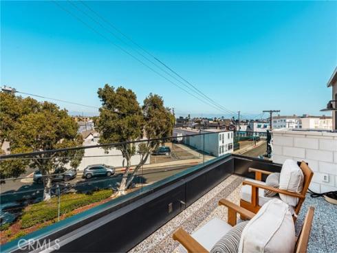 412  29th Street  B , Newport Beach, CA