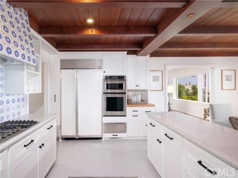 1516 E Oceanfront  , Newport Beach, CA