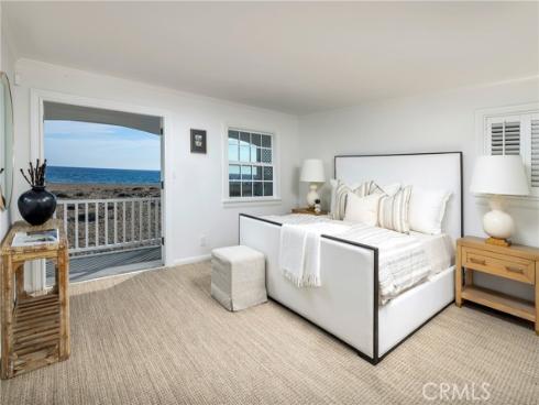 1516 E Oceanfront  , Newport Beach, CA