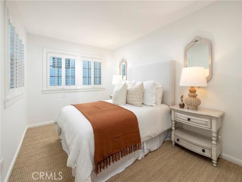 1516 E Oceanfront  , Newport Beach, CA