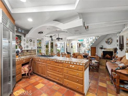 115 N Bay Front  , Newport Beach, CA