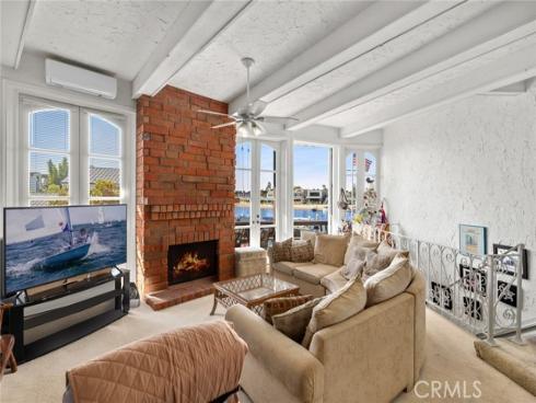 115 N Bay Front  , Newport Beach, CA