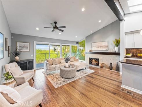 2987  Quedada  , Newport Beach, CA