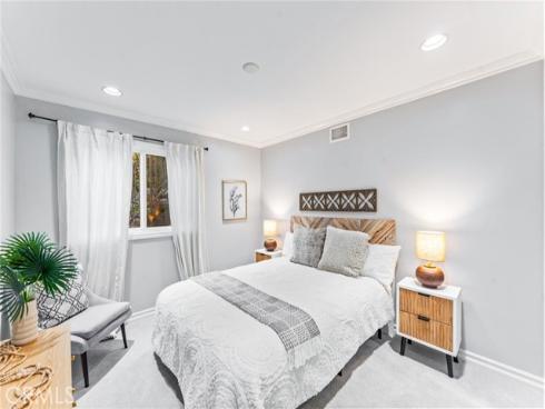 2987  Quedada  , Newport Beach, CA