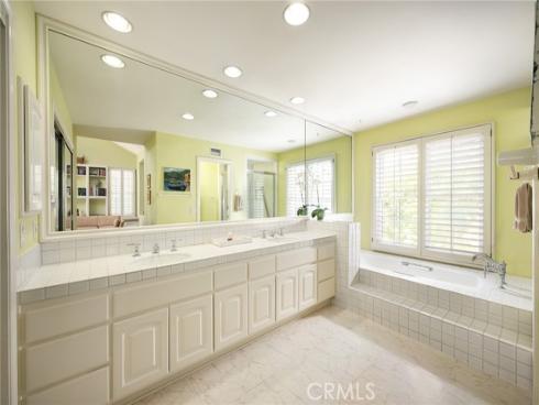 81  Hillsdale   Drive, Newport Beach, CA