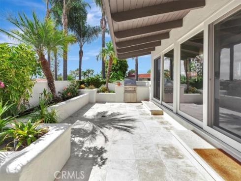 2000  Vista Cajon  , Newport Beach, CA