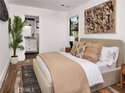 7210  W. Oceanfront  , Newport Beach, CA